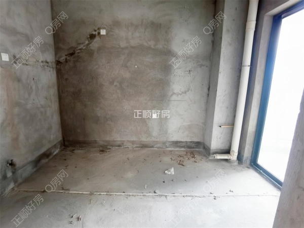 sFB18B6A956444E0CB0A29B39B6775901.jpg