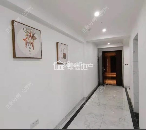 s9930C5C111AB48118576878293CF975F.jpg