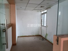 次卧
