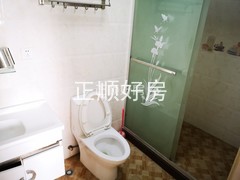 主卧卫生间