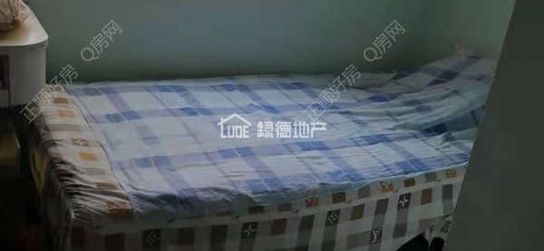 次卧