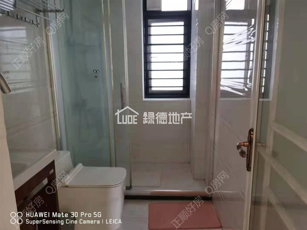 s257829FFCCAB4AE982C2066352B8BF9A.jpg