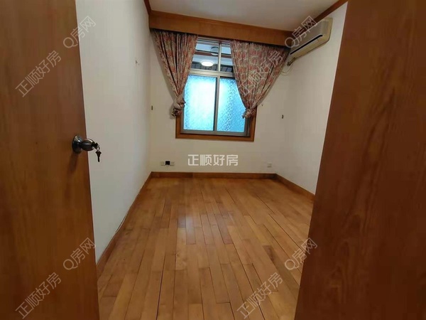 卧室