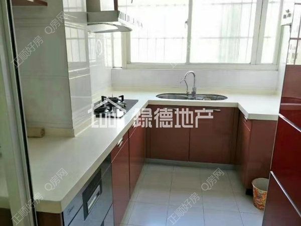 s81B98E6DCC3B4CB3BF8A5AAEEFDFF90E.jpg