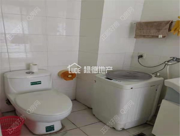 sD3049AB670B14F14B39E552149390551.jpg