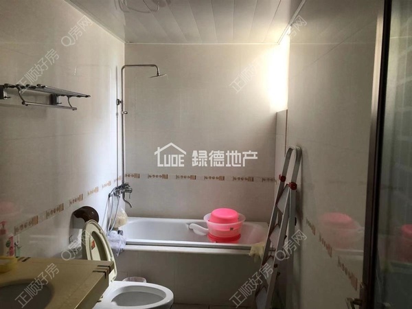 sDCF7DEEA86824D3E9A4DFC447555CE44.jpg