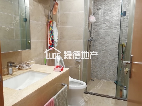 sE5E886B7265E4098A4C99C9B24F7C312.jpg