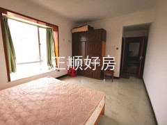 主卧