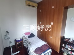 次卧