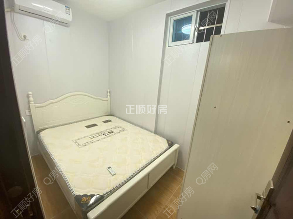 主卧1702