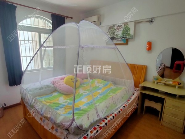 主卧