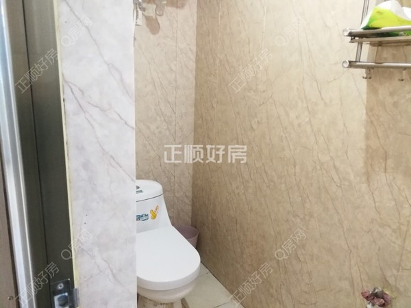 1号房卫生间
