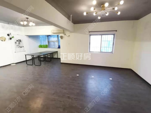 客厅