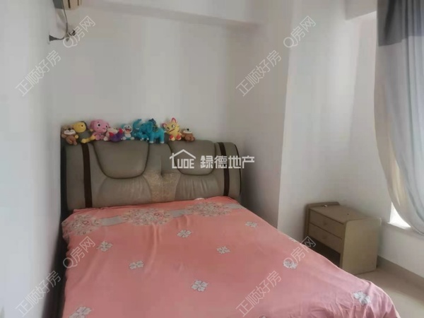 次卧