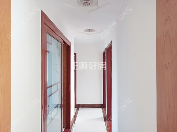 客厅