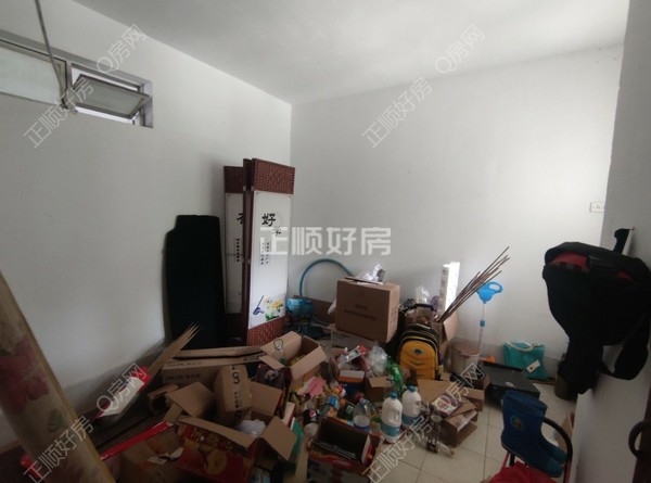 次卧