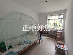 次卧