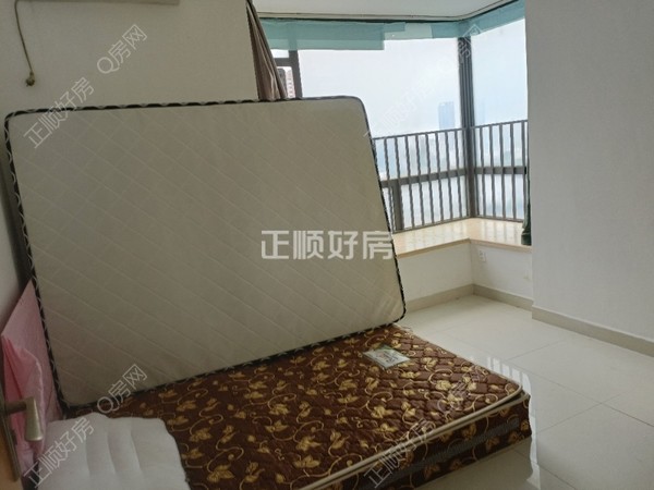 次卧