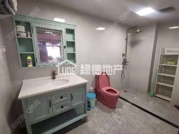 s110B2E424FE24084AC0ED3B0B0765367.jpg