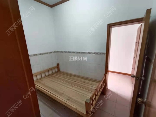 次卧