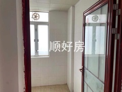 s81F41D14FE404C678B281DFFBA6F2240.jpg