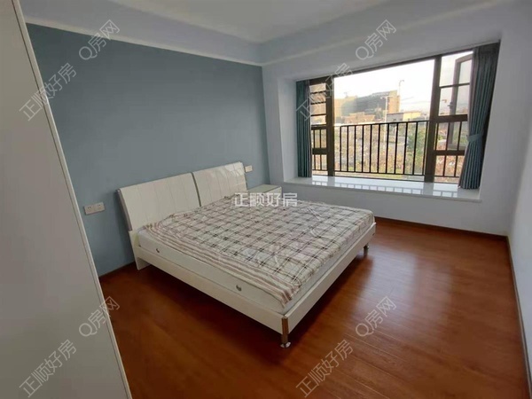sB4DA227FE30D42AE981645E2140476DE.jpg