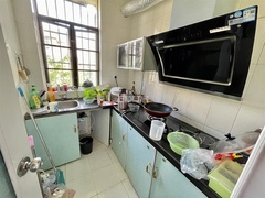 sD18BE1F89A0C4ADEAE7240F09385A7A6.jpg