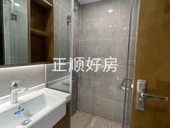 sD81DB437D9C04F1E9DFCF36161682802.jpg