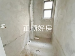 sF6ACE5E6F8D94749B6B2146C88253E9C.jpg