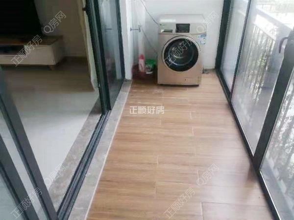 sFF65CDA2B3B84AE3A1D622D3D0100F72.jpg