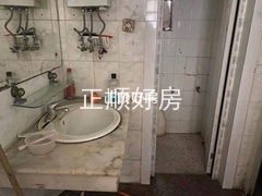 次卧