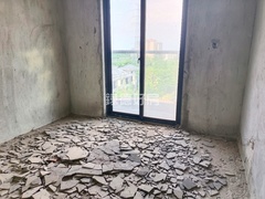 次卧