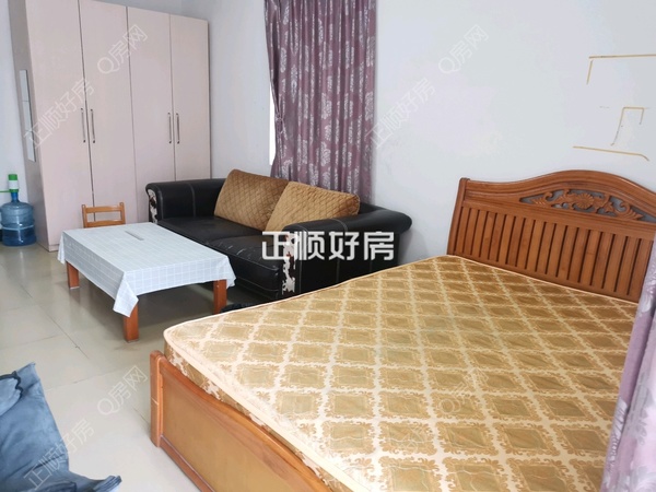 客厅