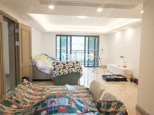VR看房