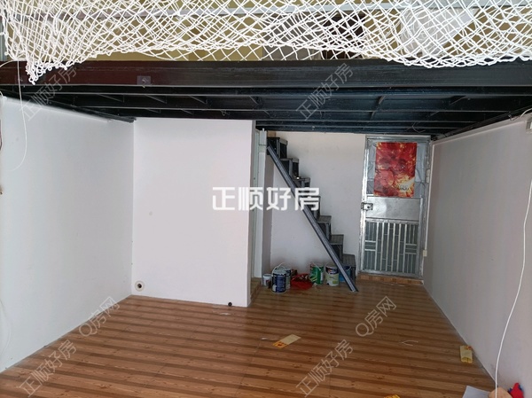 客厅