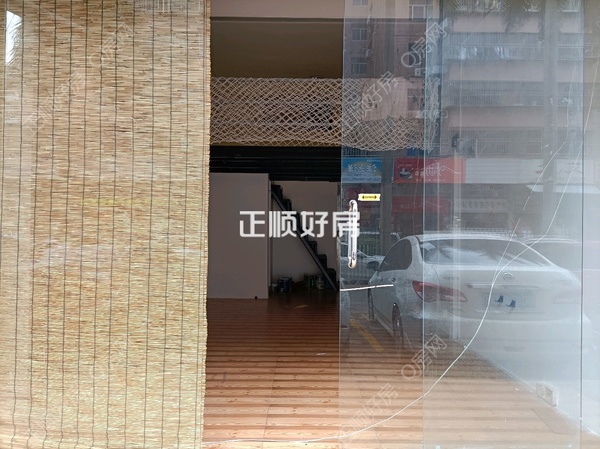 客厅