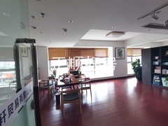 客厅