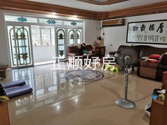 客厅