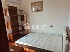 s176A05F77FEF456DBE32F2C82F1014DC.jpg