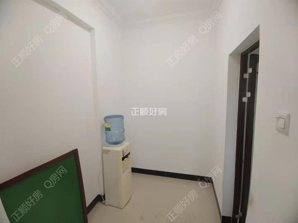 s1C962802D2584928B0EF99F674318402.jpg