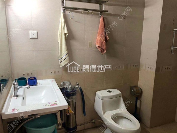 s39C243B211DA49E59EEE71EA283D9871.jpg