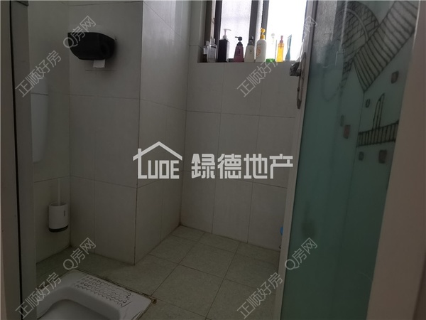 s3AA368A37E274E25A8FF4E29555A94F0.jpg