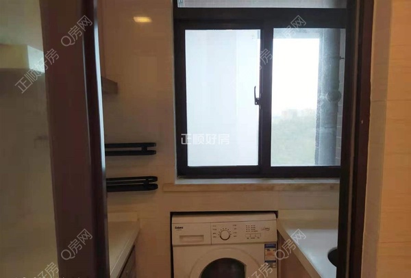 s640E9F448D5E482A9A9F6D64BC0D4182.jpg