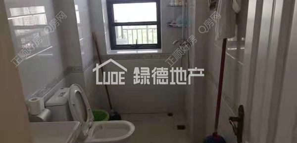 s68C49F897B554F6B9AB1CBF6420E21A8.jpg