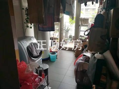 sB33E52DE9D424E1D96424F4420C7BC66.jpg