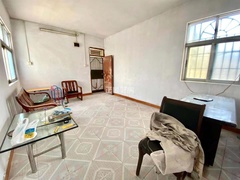 house_img