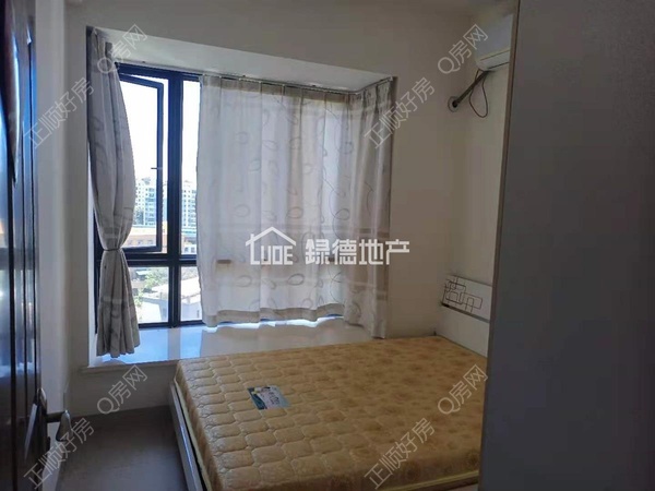 sE34DE8333EF74B98AE1405338780C566.jpg
