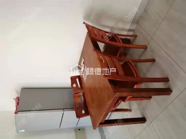 sF722A32B6B6E461FB2099663C7303D63.jpg