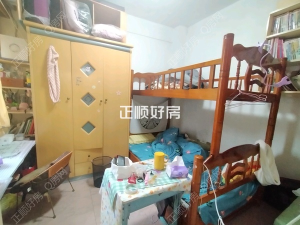 客厅