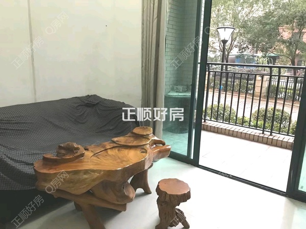 客厅